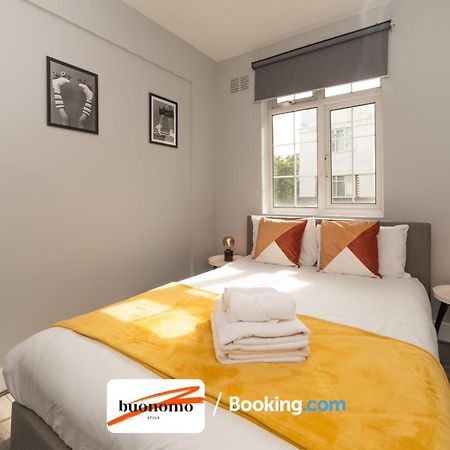 Two Bedroom Apartment By Buonomo Stays Short Lets & Serviced Accommodation With Balcony Londres Exterior foto